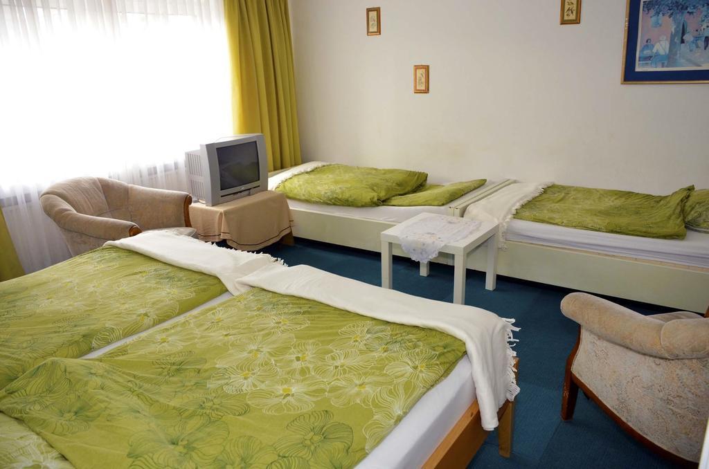 Hotel Ziegenhagen Köln Rum bild